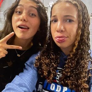 Meet your Posher, Ava